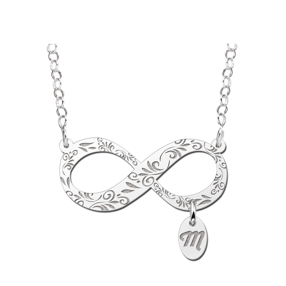 Zilveren hanger Infinity sierrand met letterhanger Zilveren hanger Infinity sierrand met letterhanger