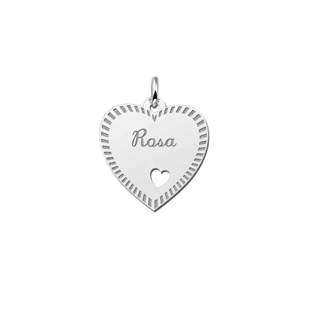Zilver hart met graveer rand en hartje Zilver hart met graveer rand en hartje