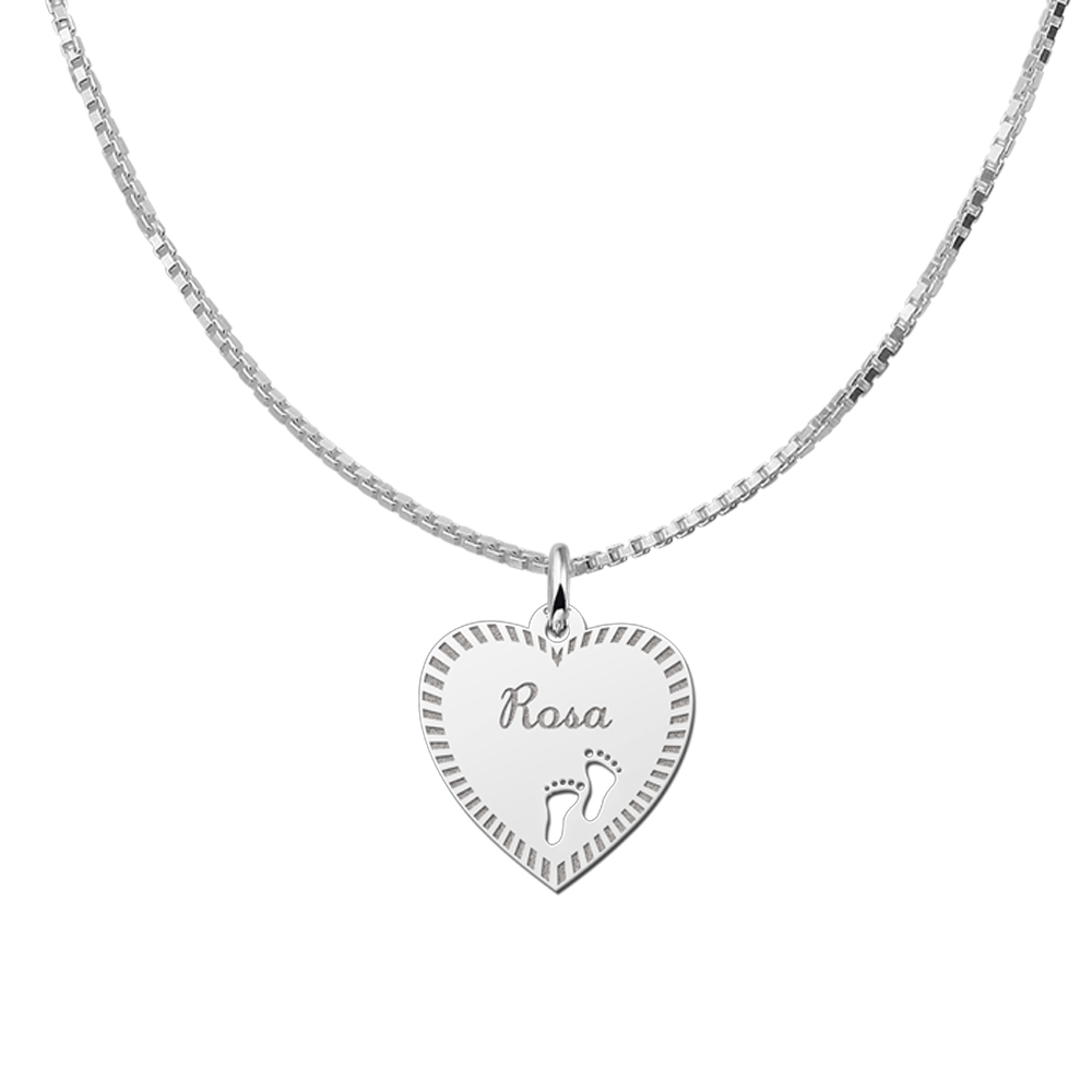 Zilver hart met rand en voetjes2 Zilver hart met rand en voetjes2