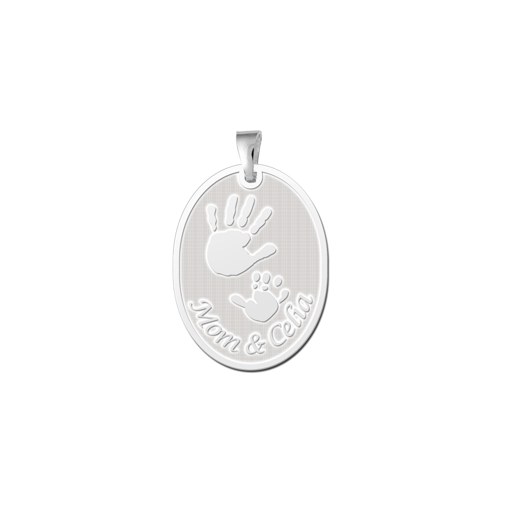 Ovaal zilver geboortehanger handjes