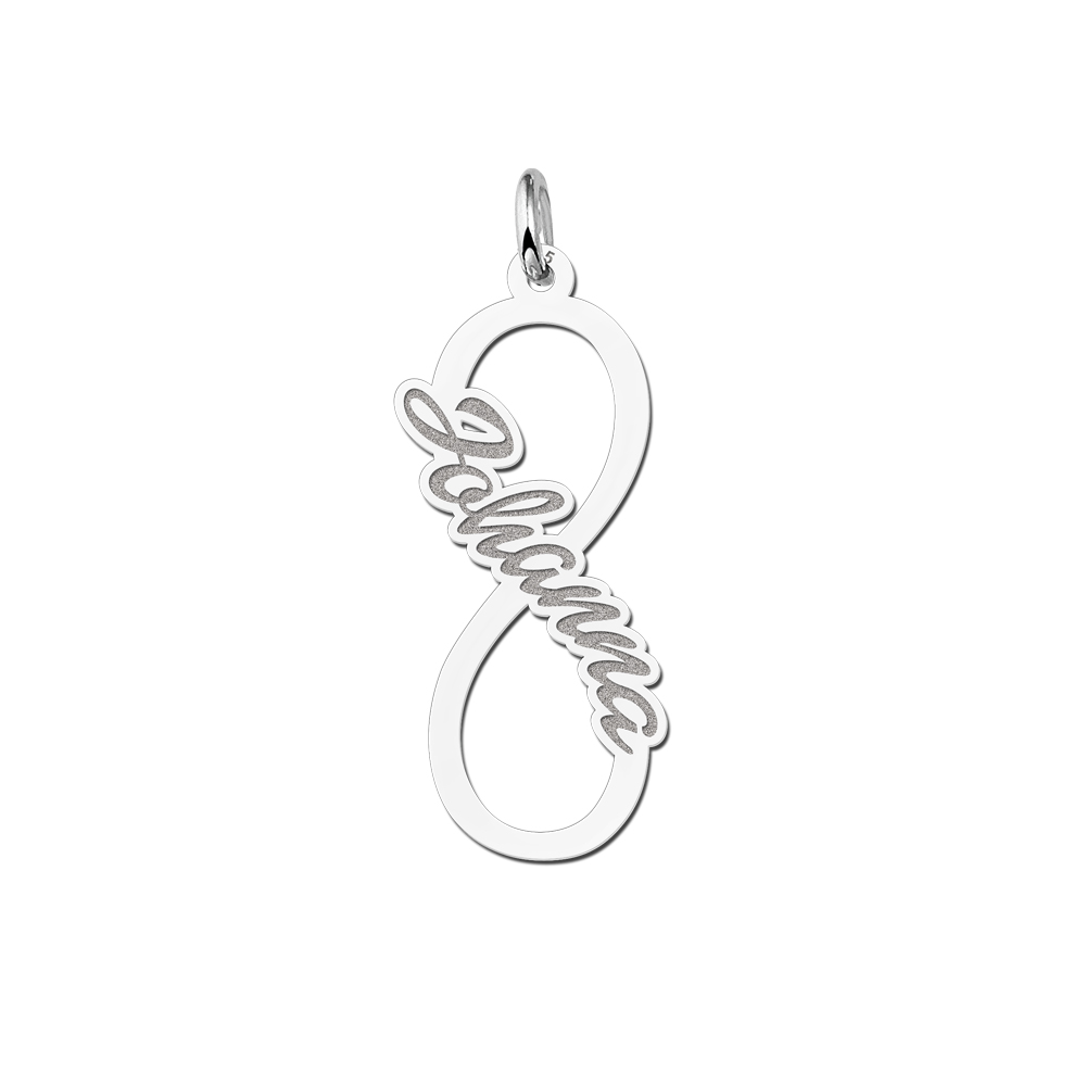 Zilveren infinity hanger met naam kind